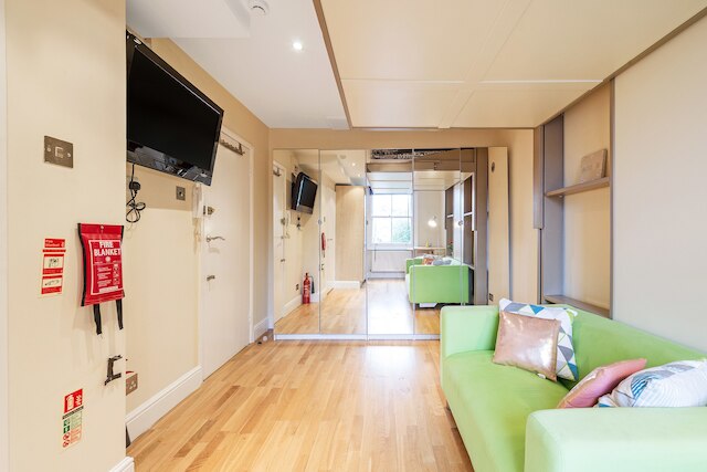 ロンドン ヴィラ - 43 クランリカード ガーデンズ