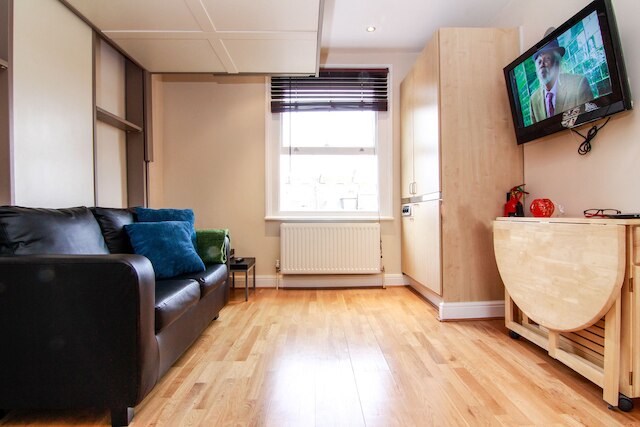 ロンドン ヴィラ - 43 クランリカード ガーデンズ