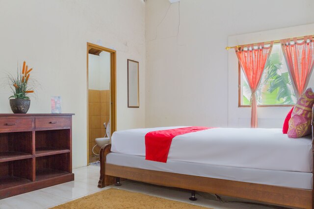 レッドドアーズ ニア カンポン ガジャ2