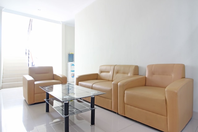 レッドドアーズ ニア アミコム ジョグジャカルタ