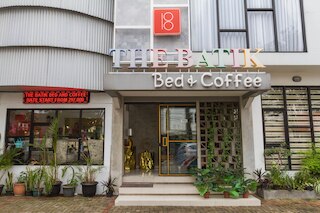 レッドドアーズ プレミアム アット ザ バティック ホテル モートハ