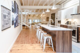 1858 アップスケール ロフツ イン オールド モントリオール バイ ヌアージュ