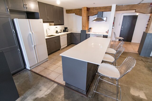 1821 インダストリアル ロフト イン オールド ポート バイ ヌアージュ