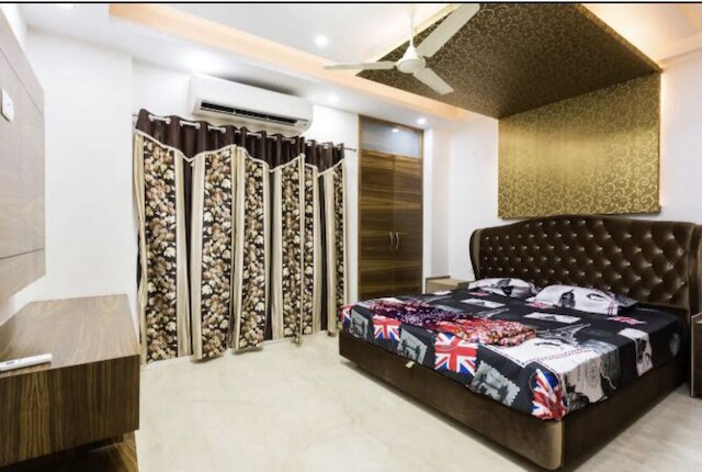 ザ ペントハウス デリー