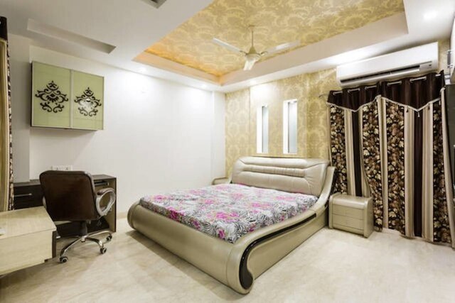 ザ ペントハウス デリー