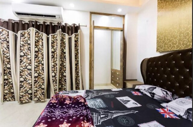 ザ ペントハウス デリー