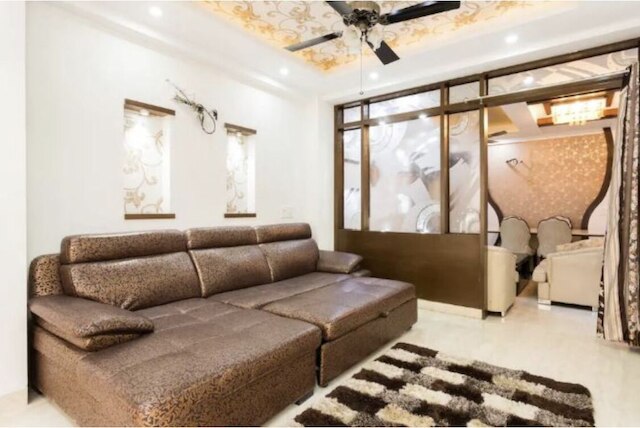 ザ ペントハウス デリー