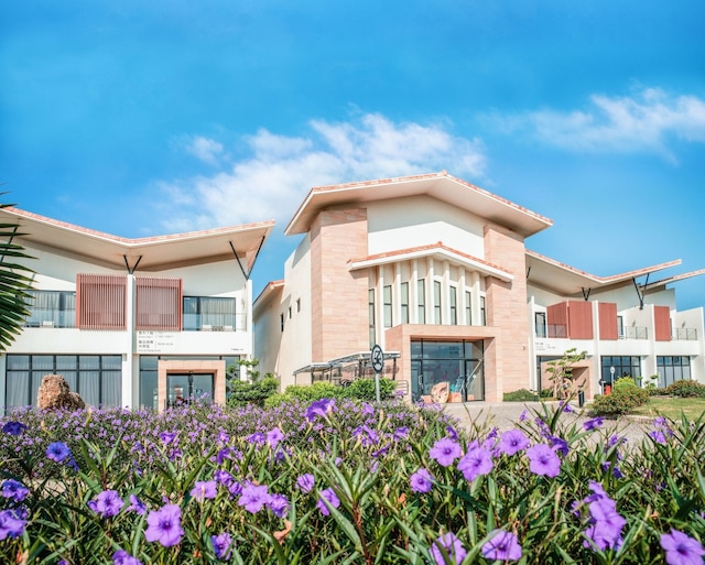 スカイベイ クラブ (嵐翎白砂渡假莊園)