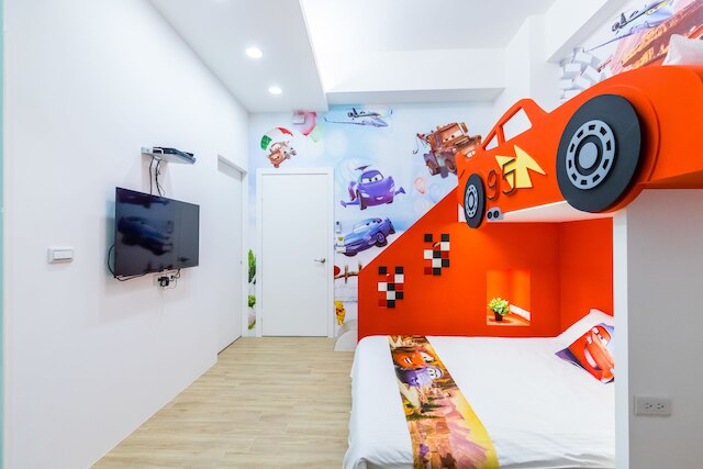 ハン ティエン スライド (涵天童話民宿)