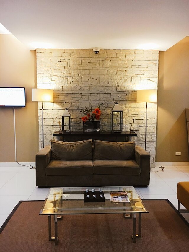 アヴィダ タワー セブ バイ スリーピングポン