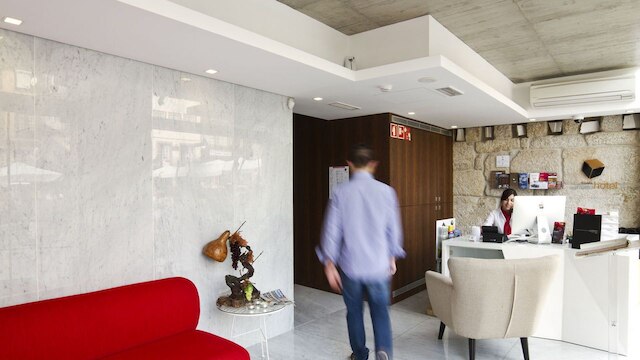 オカリベイラドポルトホテル