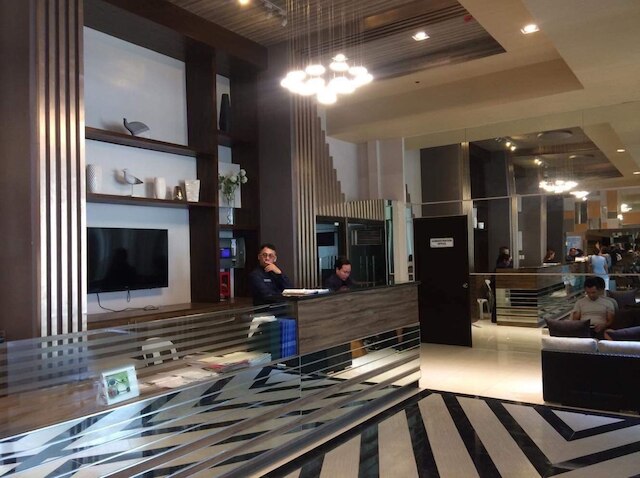 ザ パーシモン セブ バイ スリーピングポン