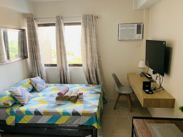 ザ パーシモン セブ バイ スリーピングポン