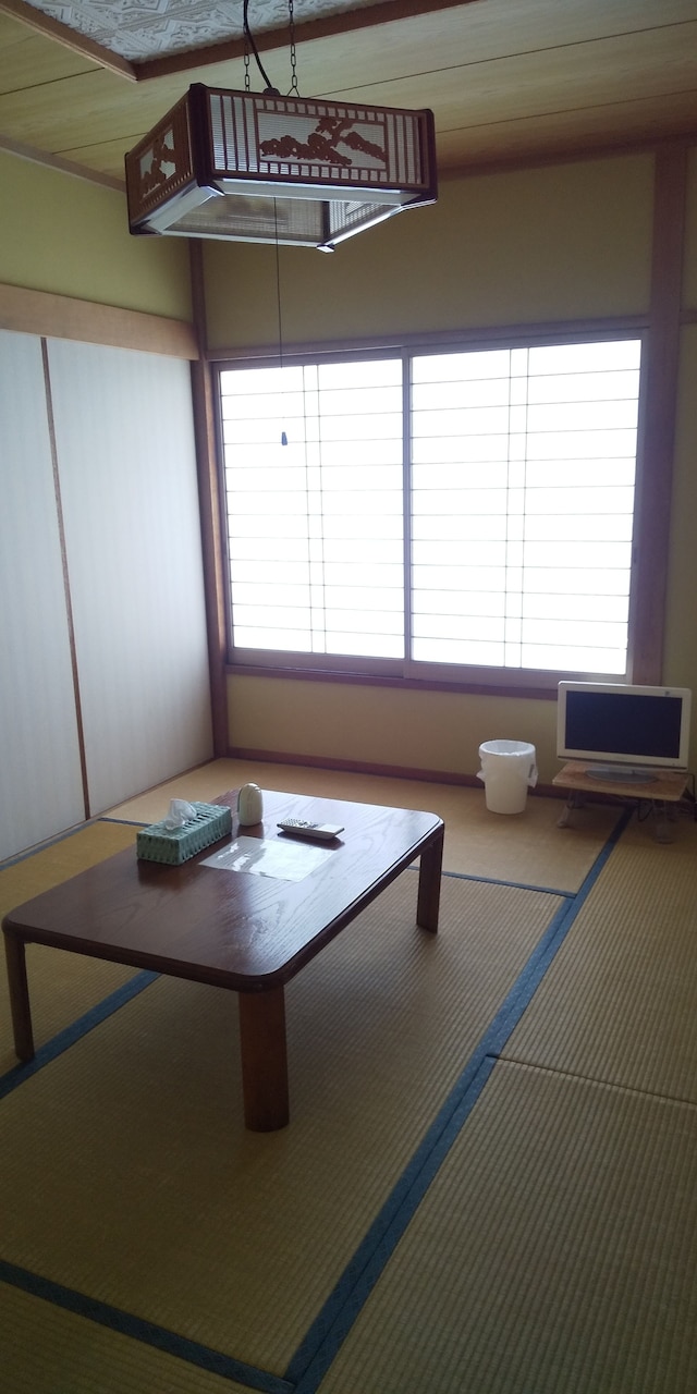 ゲストハウスしらいし