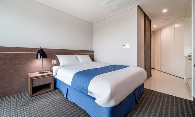 ゴールデン チューリップ エッセンシャル ナンガン