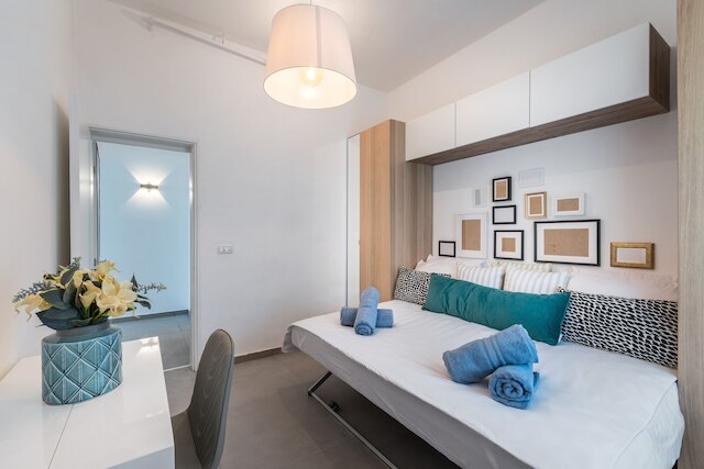 フロント オブ ビーチ ネクスト トゥ ロイヤルビーチ ホテル