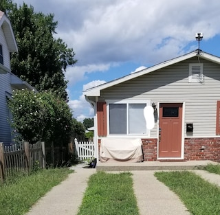 スピードウェイ チャーム