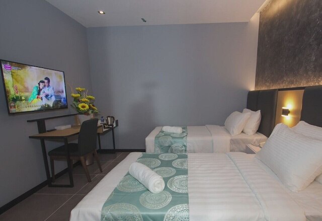 ソリッド ホテルズ