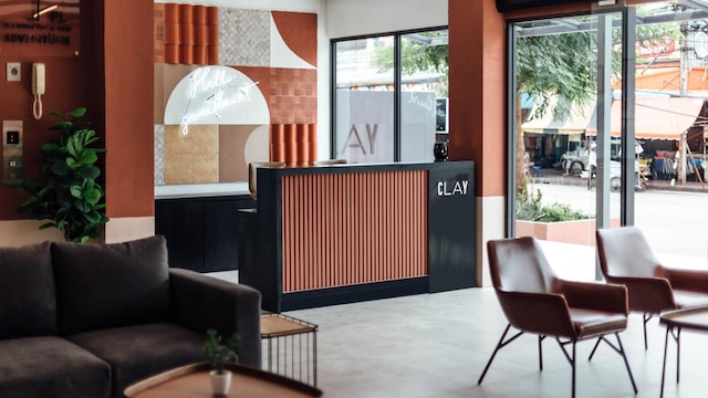 クレイ ウドーンターニー