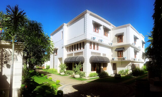 フォーエバー シティ ホテル