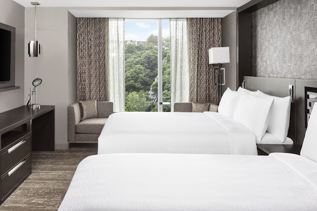 エンビュー、オートグラフコレクション