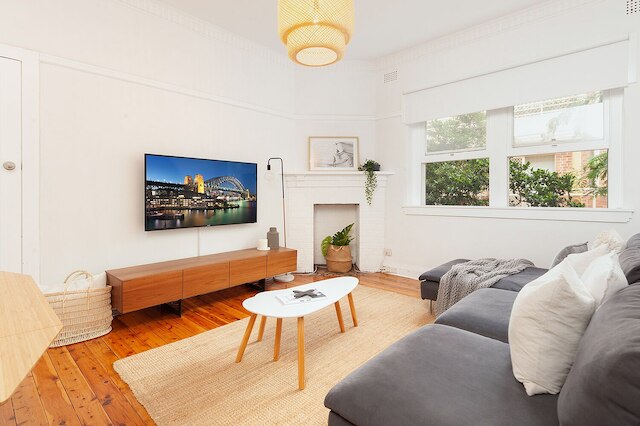 ブライト ビーチサイド カールーイス アパートメント