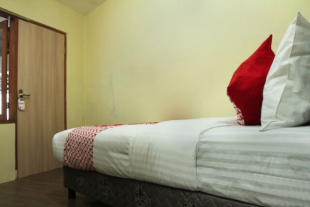 OYO 146 メンテン レジデンス ニア ケメンテリアン ペレンチャナアン ペンバングナン ナショナル/バダン ペレンチャナアン ペンバングナン ナショナル (ケメンテリアン PPN/バッペナス)