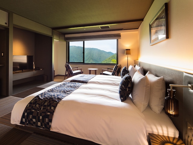 bar hotel 箱根香山