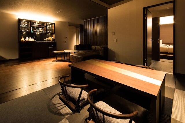 bar hotel 箱根香山