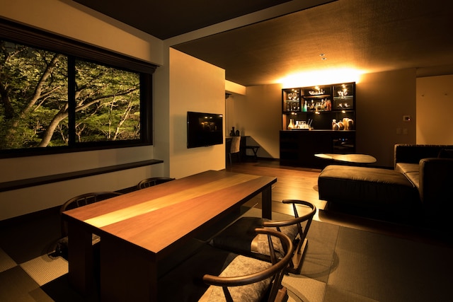 bar hotel 箱根香山