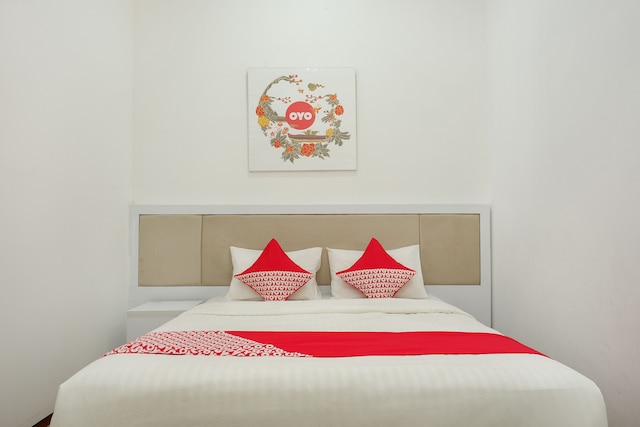 ロイヤル ホーミー シャリア