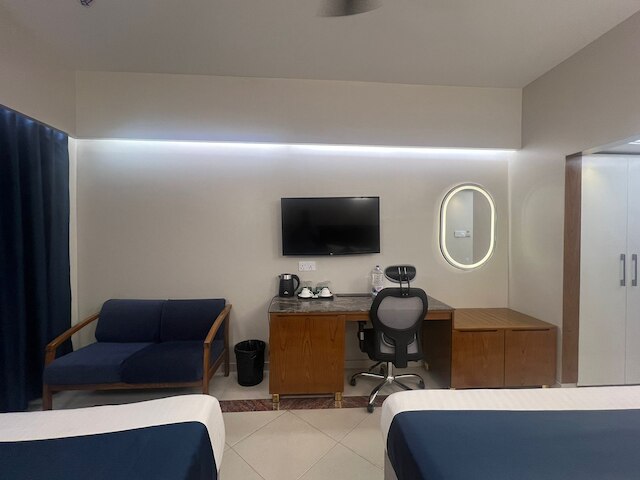 ホテル コロル バイ J & Z グループ