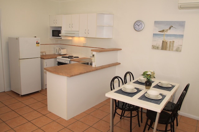 コンテンポラリー コンビーニエント セントラル リトリート