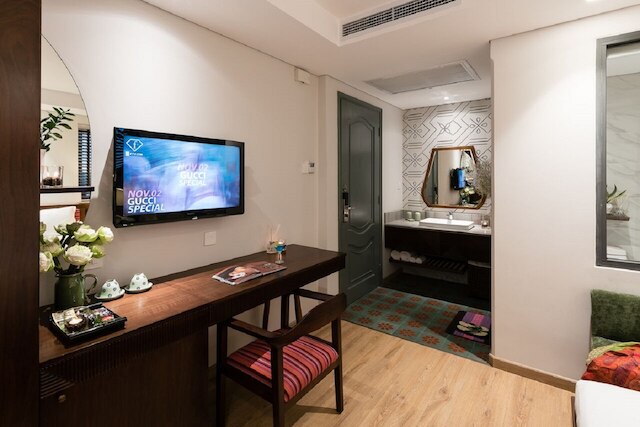 オウ ラック レジェンド ホテル