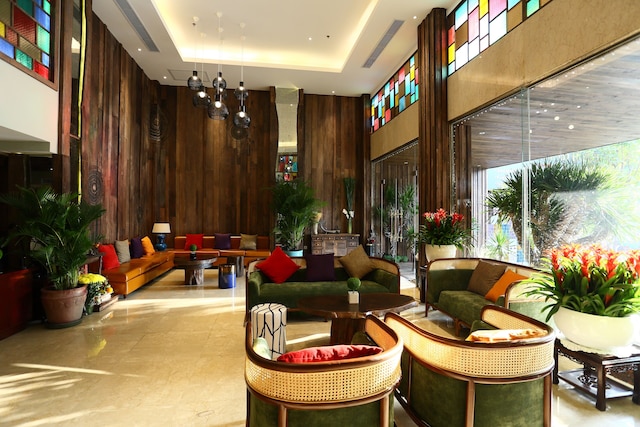 オウ ラック レジェンド ホテル