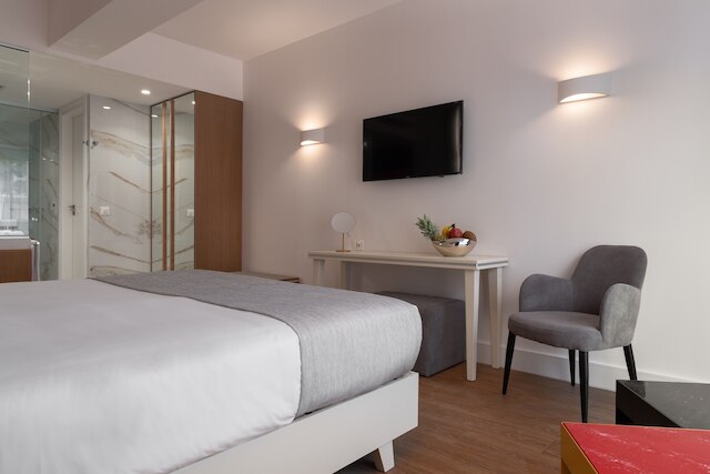 エリア エルム アテネ ホテル