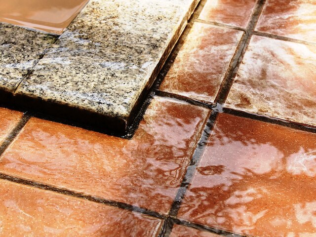 ゲストハウス ともしび