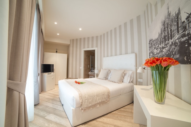 ルームズ ミラノ ドゥオモ