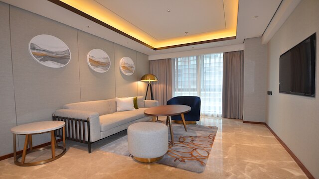 ホリデイ・イン ホテル アンド スイーツ西安 ハイ - テク ゾーン by IHG (西安大都薈套房假日酒店 - IHG 旗下酒店)