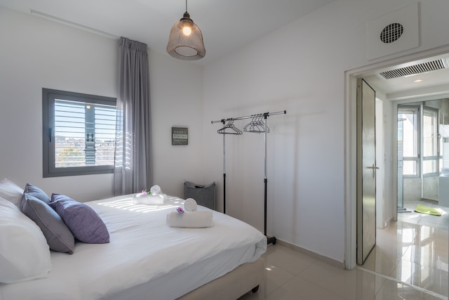 フル オプション、7 名様までご宿泊可能、テラス、リフト、パーキングあり