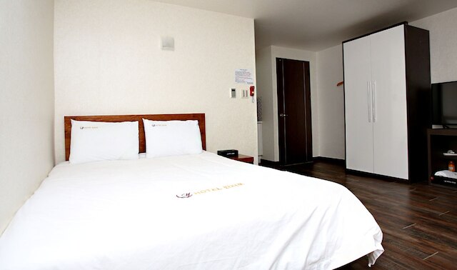 マンリポ ホテル