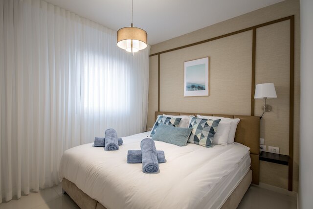 フロント オブ ビーチ - ラグジュリアス レジデンス