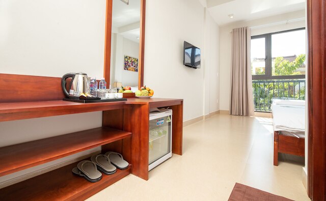 バックホーム ホテル