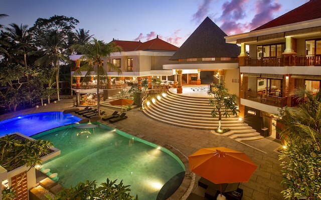 グリーン・フィールド・リゾート