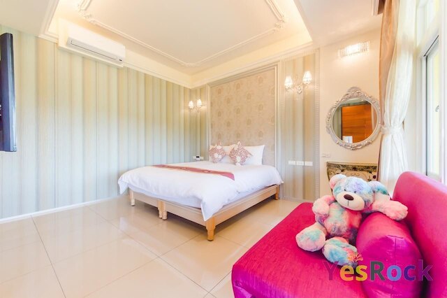 ツーリスト ホーム B&B