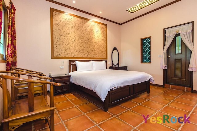 ツーリスト ホーム B&B