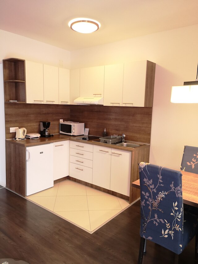 シティ アパートメンツ ラニ 4