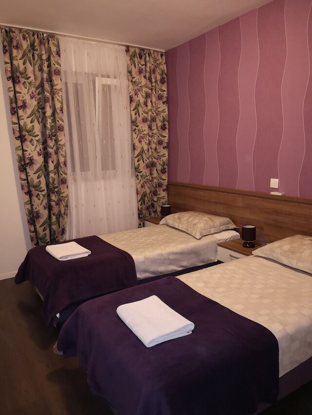 シティ アパートメンツ ラニ 4