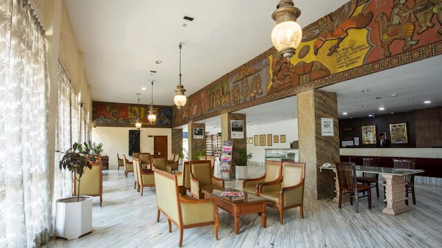 ウッドランズ ホテル