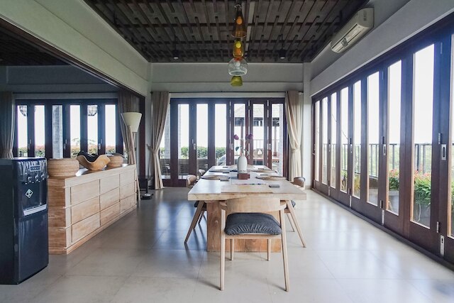 ザ オーシャン ビューズ ラグジュアリー ヴィラス & アパートメント